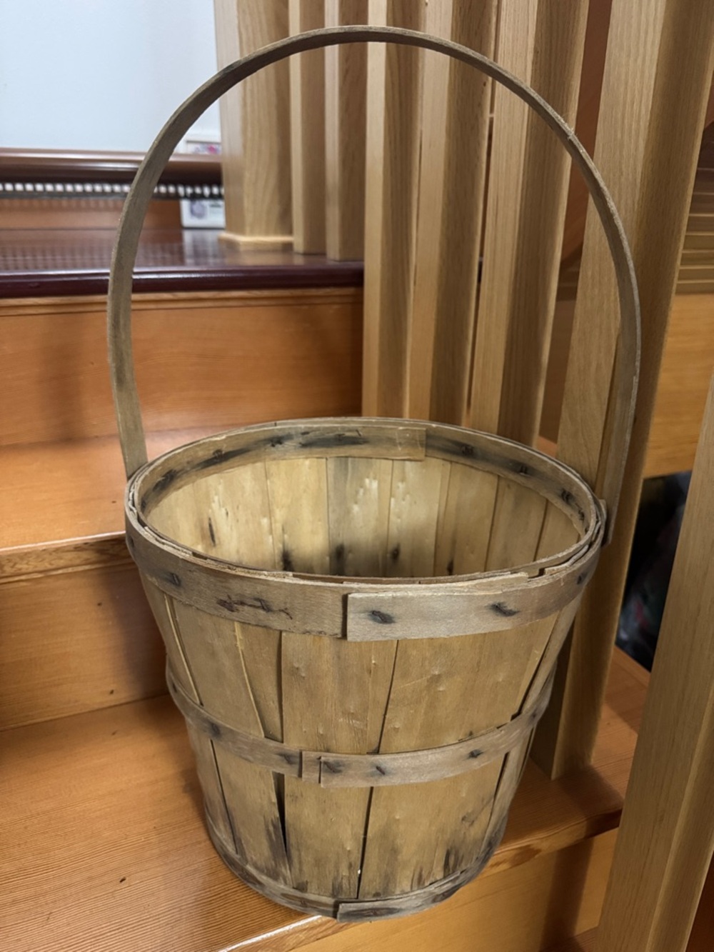 VTG Rustic Wooden Harvest Basket for repurpose, porch use, flowers, gathering